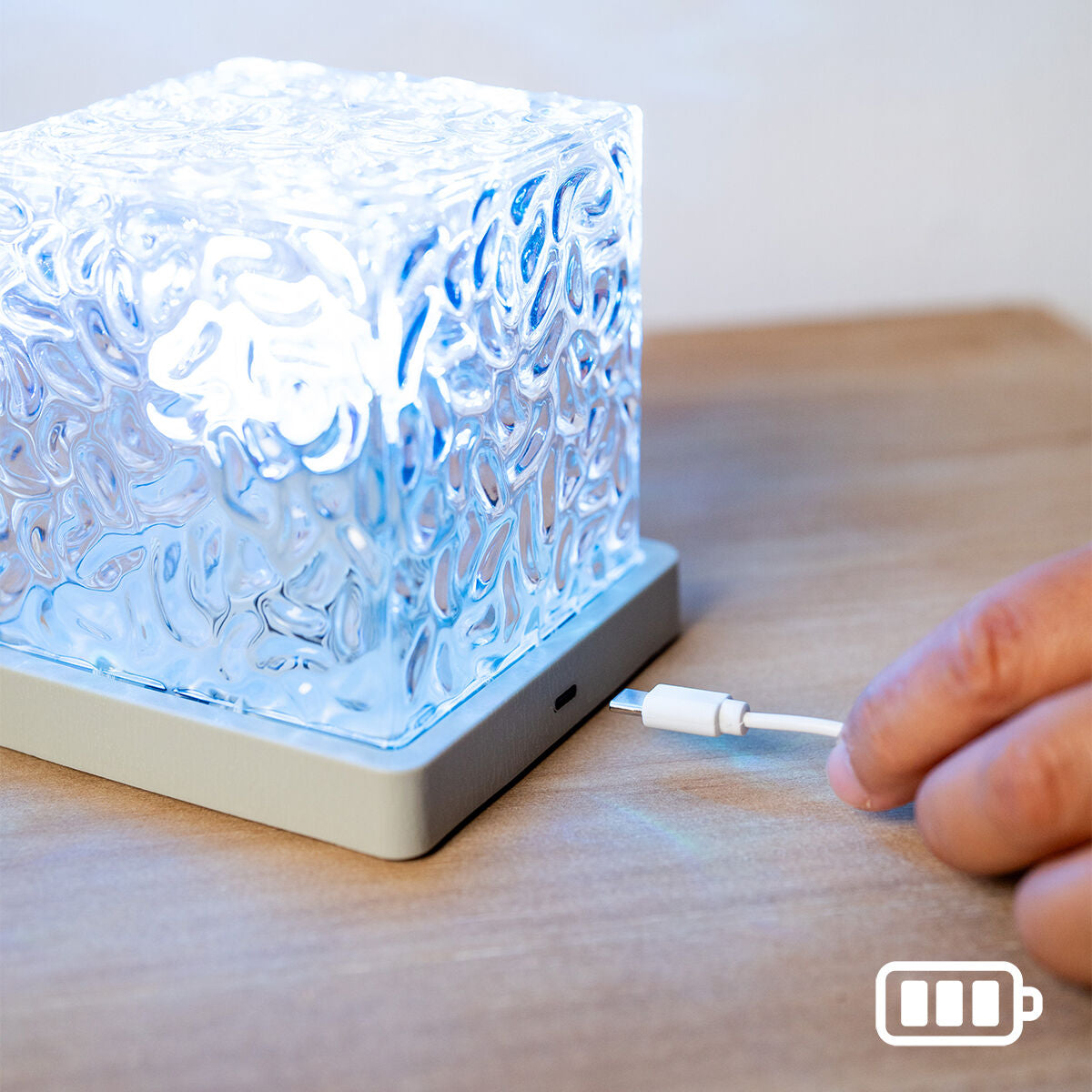 Wiederaufladbarer LED-Projektor „Nordlichter“ von Boralamp InnovaGoods